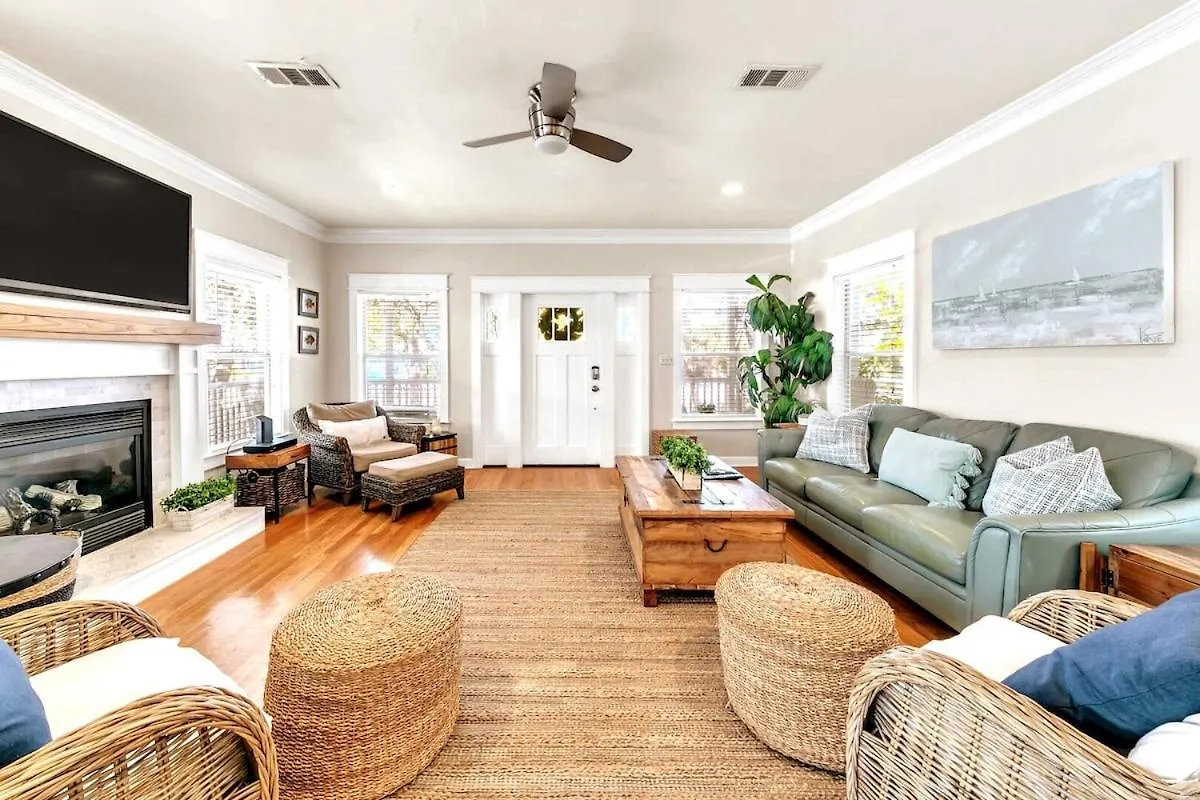 Sunfish Summer Gated Beach Private Pool Destin Holiday home